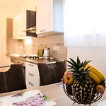 Mastrinka Holiday home *
