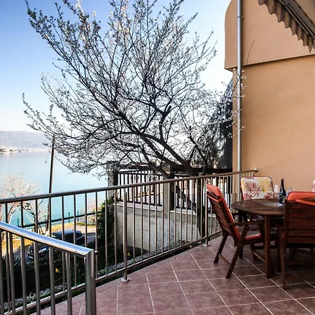 Mastrinka Nyaraló *