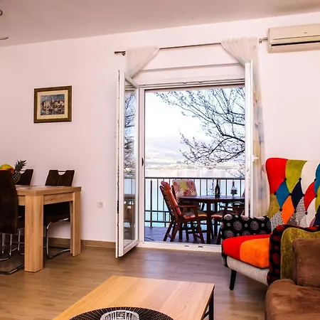 Mastrinka * Трогір