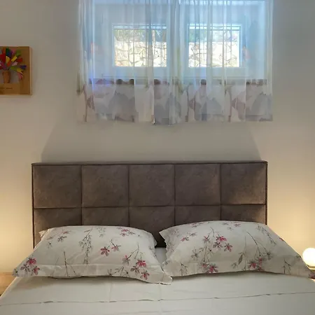 Mastrinka * Трогір